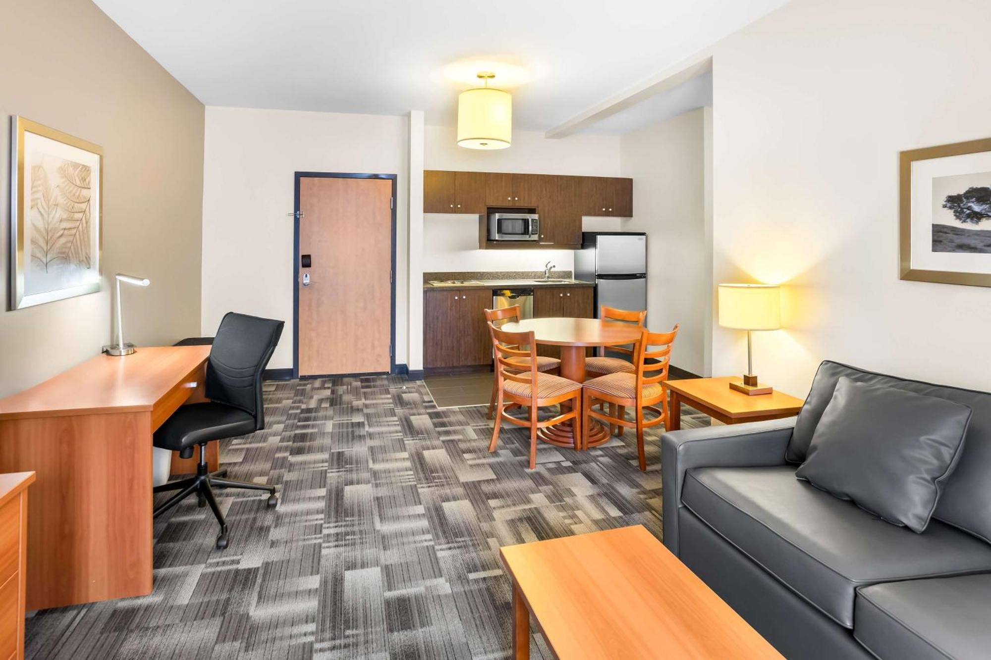 Best Western Thompson Exterior photo